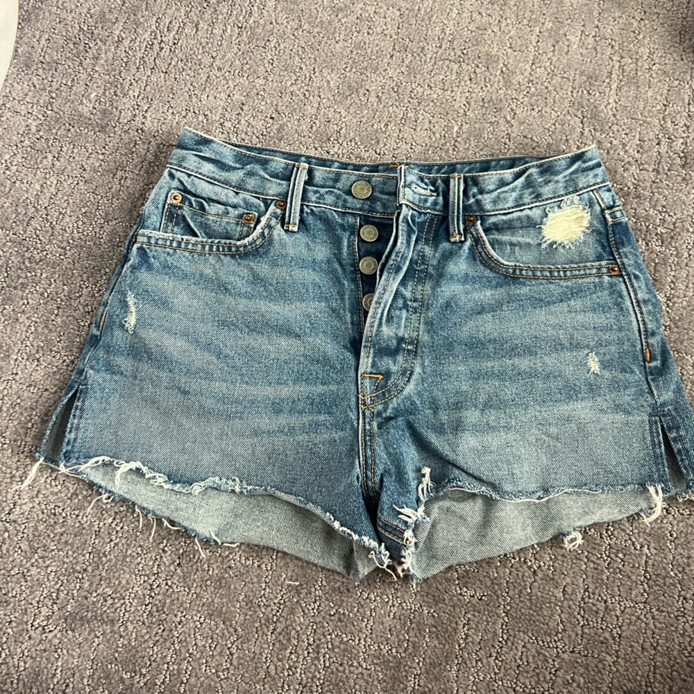 Grlfrnd denim shorts size 25